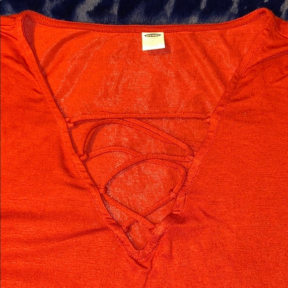 ๐๐๐OLD NAVY. CRISS CROSS NECKLINE. Longer & Loose Fit - Picture 8 of 9